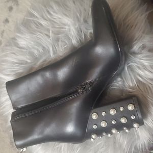 Ivanka Trump Trump Womens IT Telora Leather upper Fashion Boots sz 8.5